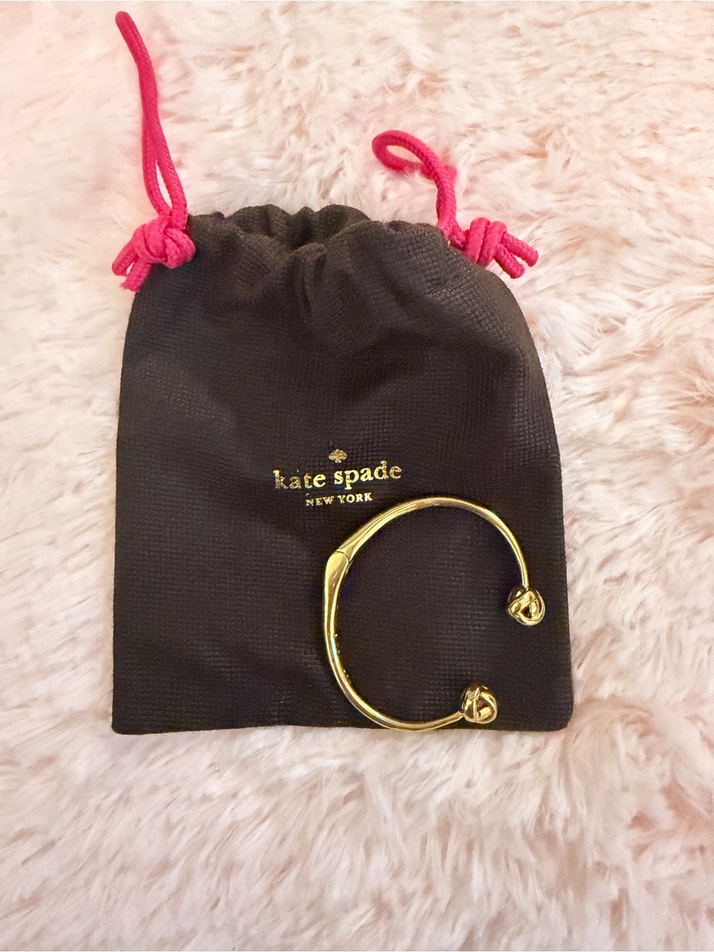 💕kate spade gold-tone knot cuff bangle bracelet